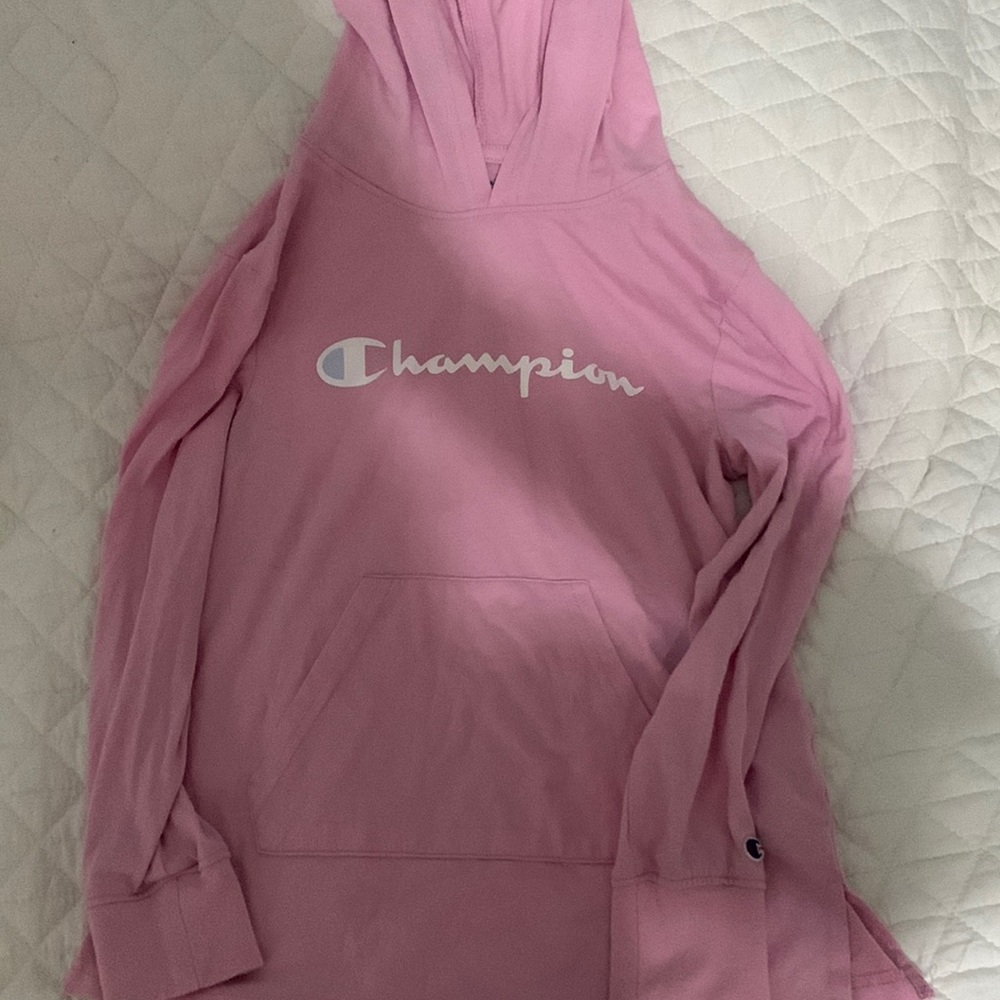 champion long sleeves and it is a kids large.